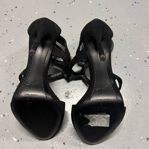 Sexy black snake heels - Picture 2 of 3